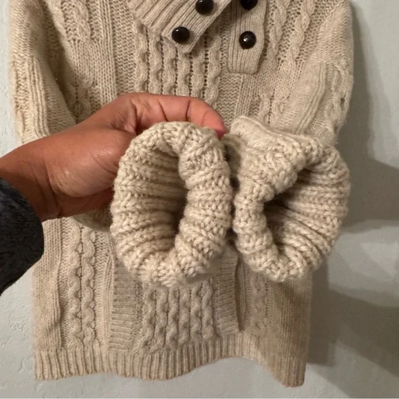 Vintage By Pops Women's Ivory Wool Cable Knit Button Up Collar Pull Over Sweater - Picture 5 of 14